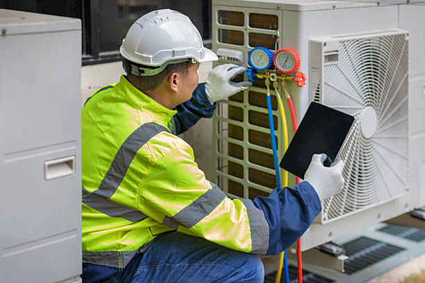 Professional Hvac technician working in Silverado, CA